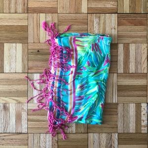 Lilly Pulitzer Leaf pattern Tassel scarf